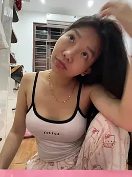 Miumieu online show from November 22, 1:32 pm