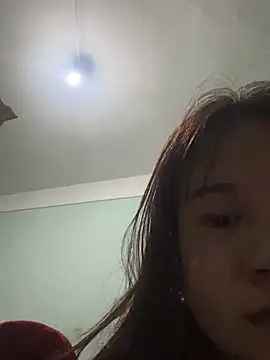 qinejr37 online show from October 3, 11:24 pm