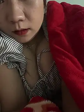 qinejr37 online show from November 23, 1:55 pm