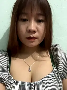 qinejr37 online show from November 24, 2:00 am