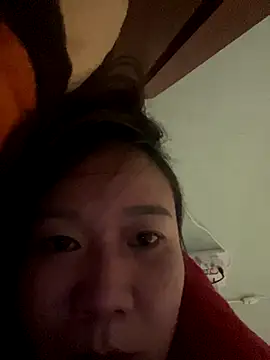 qinejr37 online show from December 17, 2:23 pm