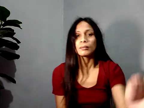 missruffa online show from October 8, 10:46 am