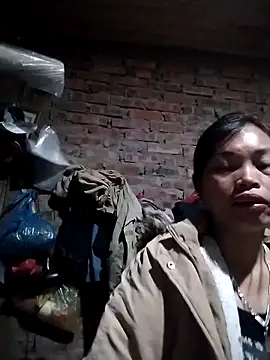   Ngoc20   online show from December 2, 6:08 am