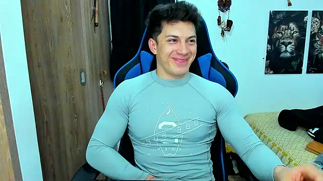 Snapshot of javiersexymann chatting on December 19, 11:46 pm javiersexymann online show from December 19, 11:46 pm