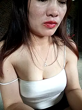 Snapshot of Findongg chatting on September 24, 2:04 am Findongg online show from September 24, 2:04 am