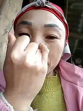 lucybaby00 online show from November 18, 9:25 am