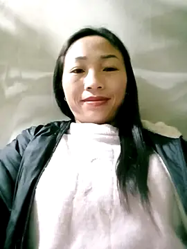 lucybaby00 online show from February 1, 10:30 pm