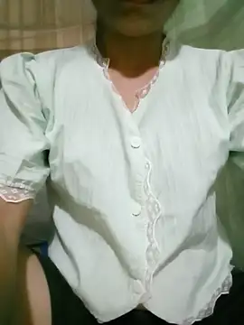 lucybaby00 online show from June 18, 10:14 pm