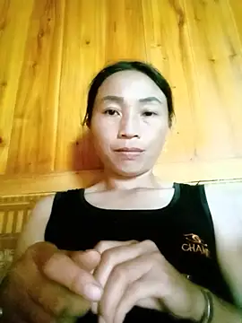 lucybaby00 online show from July 31, 4:56 am