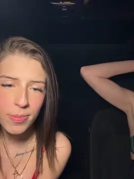 emilypeperoni online show from March 4, 6:25 pm