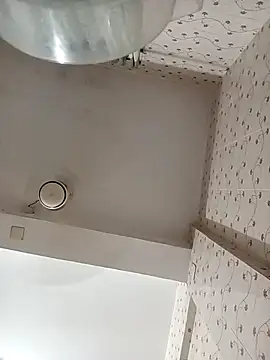 Snapshot of khhlmn chatting on October 19, 3:45 pm khhlmn online show from October 19, 3:45 pm