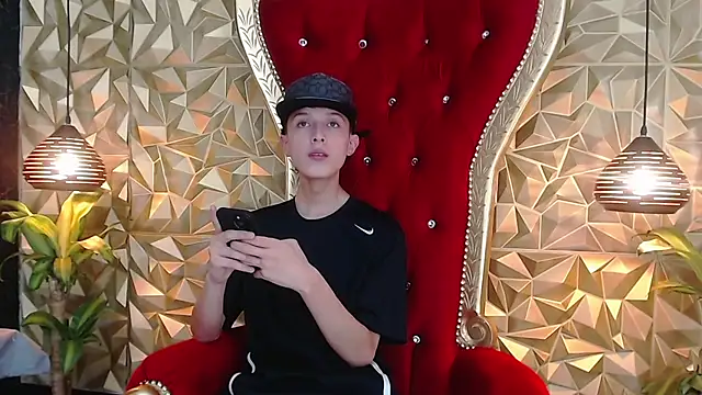 ArthurCox online show from September 11, 11:38 pm