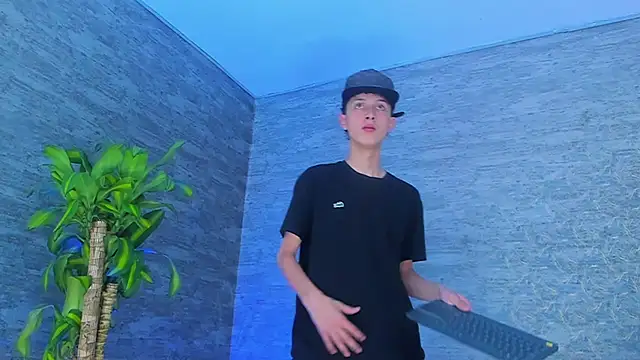 ArthurCox online show from September 24, 5:27 pm