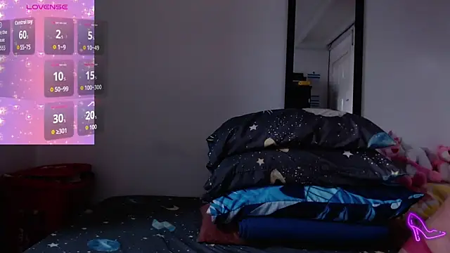 AllysonStonne online show from November 24, 8:30 pm