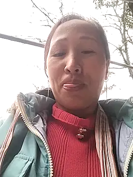 cute love00 online show from February 11, 1:54 am