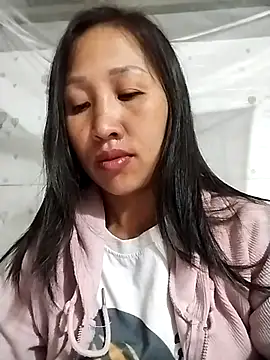 cute love00 online show from February 12, 11:22 pm