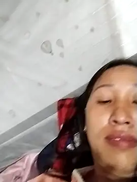 cute love00 online show from February 19, 11:56 pm