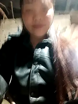 Snapshot of adbosa_00 chatting on March 4, 1:33 am adbosa 00 online show from March 4, 1:33 am