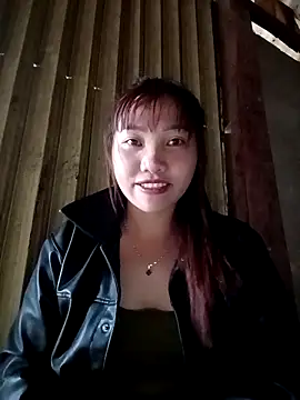Snapshot of adbosa_00 chatting on March 15, 8:31 am adbosa 00 online show from March 15, 8:31 am