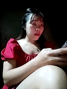 Snapshot of adbosa_00 chatting on April 17, 10:46 pm adbosa 00 online show from April 17, 10:46 pm