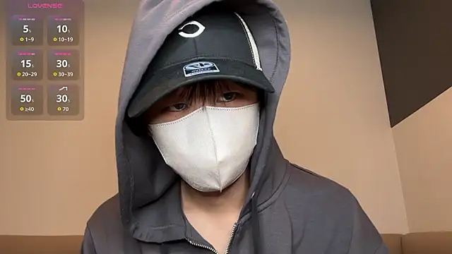 Snapshot of akkan_6868 chatting on November 26, 7:42 am akkan 6868 online show from November 26, 7:42 am