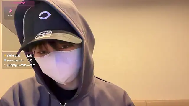 Snapshot of akkan_6868 chatting on November 28, 6:49 am akkan 6868 online show from November 28, 6:49 am