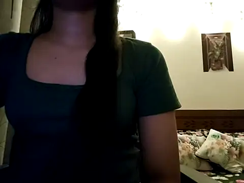 Snapshot of Maria--Strella chatting on October 27, 6:45 pm Maria--Strella online show from October 27, 6:45 pm