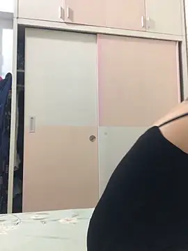 Snapshot of Vitamin_sexy chatting on November 8, 6:13 am Vitamin sexy online show from November 8, 6:13 am