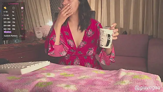 gigifontaine   online show from November 30, 11:42 pm