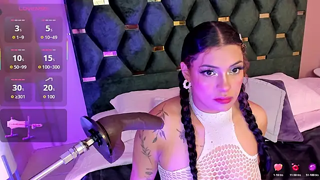 Micki   online show from October 24, 11:39 am