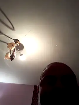 Snapshot of _NEREZA_ chatting on March 11, 9:21 pm NEREZA online show from March 11, 9:21 pm