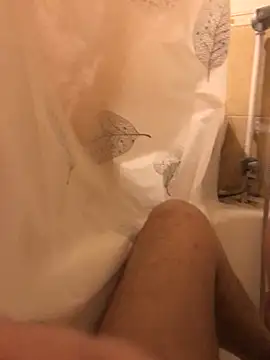 Snapshot of axvvgchx chatting on March 8, 3:27 pm axvvgchx online show from March 8, 3:27 pm