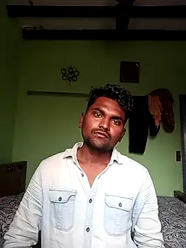 Snapshot of hotboysahil chatting on February 26, 6:23 am hotboysahil online show from February 26, 6:23 am