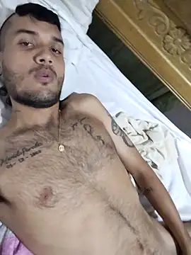 Snapshot of JuceAn14 chatting on November 14, 4:44 am JuceAn14 online show from November 14, 4:44 am