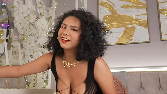 ellette   online show from March 22, 7:50 pm