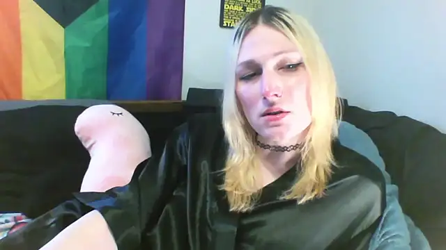 AthenaAphrodisia online show from February 4, 6:36 pm