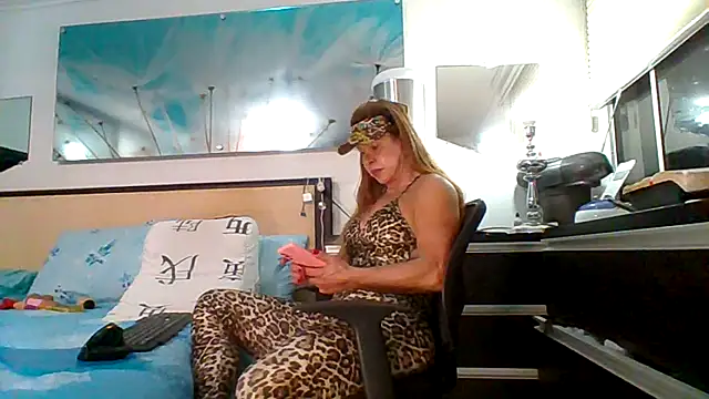 Mirianzapata 1 online show from November 18, 12:27 am