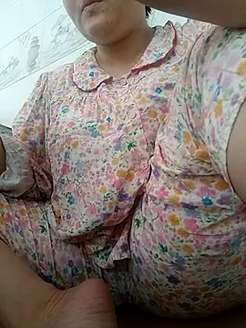 Snapshot of _Babyrose_ chatting on May 7, 4:51 am Babyrose online show from May 7, 4:51 am
