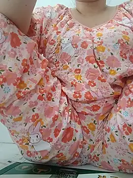 Snapshot of _Babyrose_ chatting on May 19, 5:36 am Babyrose online show from May 19, 5:36 am