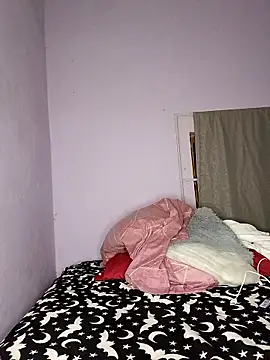 Liaprettygirl online show from January 10, 5:20 am