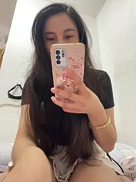 Snapshot of Lissa_xinh09 chatting on October 14, 1:39 am Lissa xinh09 online show from October 14, 1:39 am