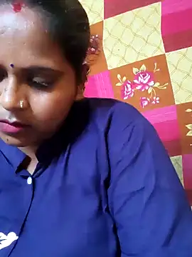 Hot-Show2 online show from April 2, 7:39 am