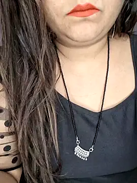 Snapshot of indian-hotmilfs chatting on January 14, 8:58 pm indian-hotmilfs online show from January 14, 8:58 pm