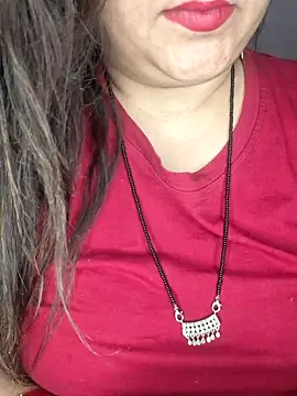 Snapshot of indian-hotmilfs chatting on February 14, 2:14 pm indian-hotmilfs online show from February 14, 2:14 pm