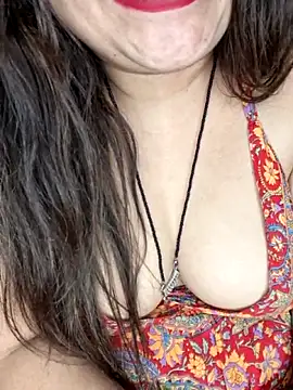 Snapshot of indian-hotmilfs chatting on February 17, 6:03 pm indian-hotmilfs online show from February 17, 6:03 pm