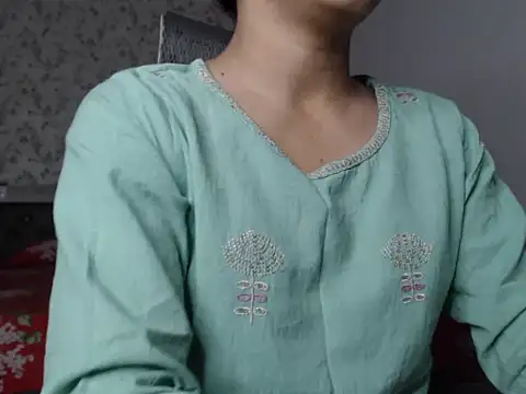 snow white123 online show from September 25, 8:01 pm