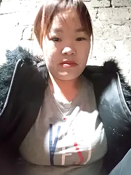 Snapshot of sukabae00 chatting on March 15, 1:39 pm sukabae00 online show from March 15, 1:39 pm