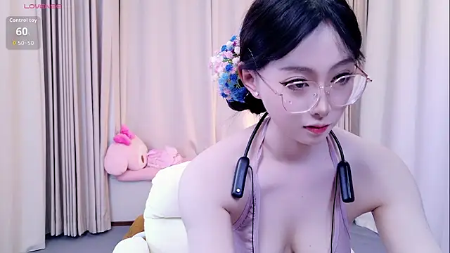 niannian18 online show from November 21, 10:14 am