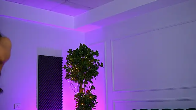 SiennaRuh online show from March 21, 11:26 am