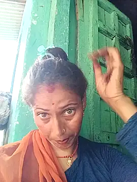 Snapshot of Arti13A chatting on July 2, 1:38 am Arti13A online show from July 2, 1:38 am